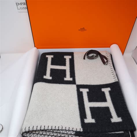 hermes avalon blanket replica grey|what is a hermes blanket.